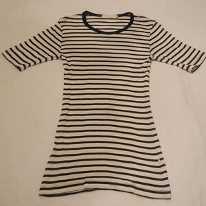 Simply merino slim fit tee size large